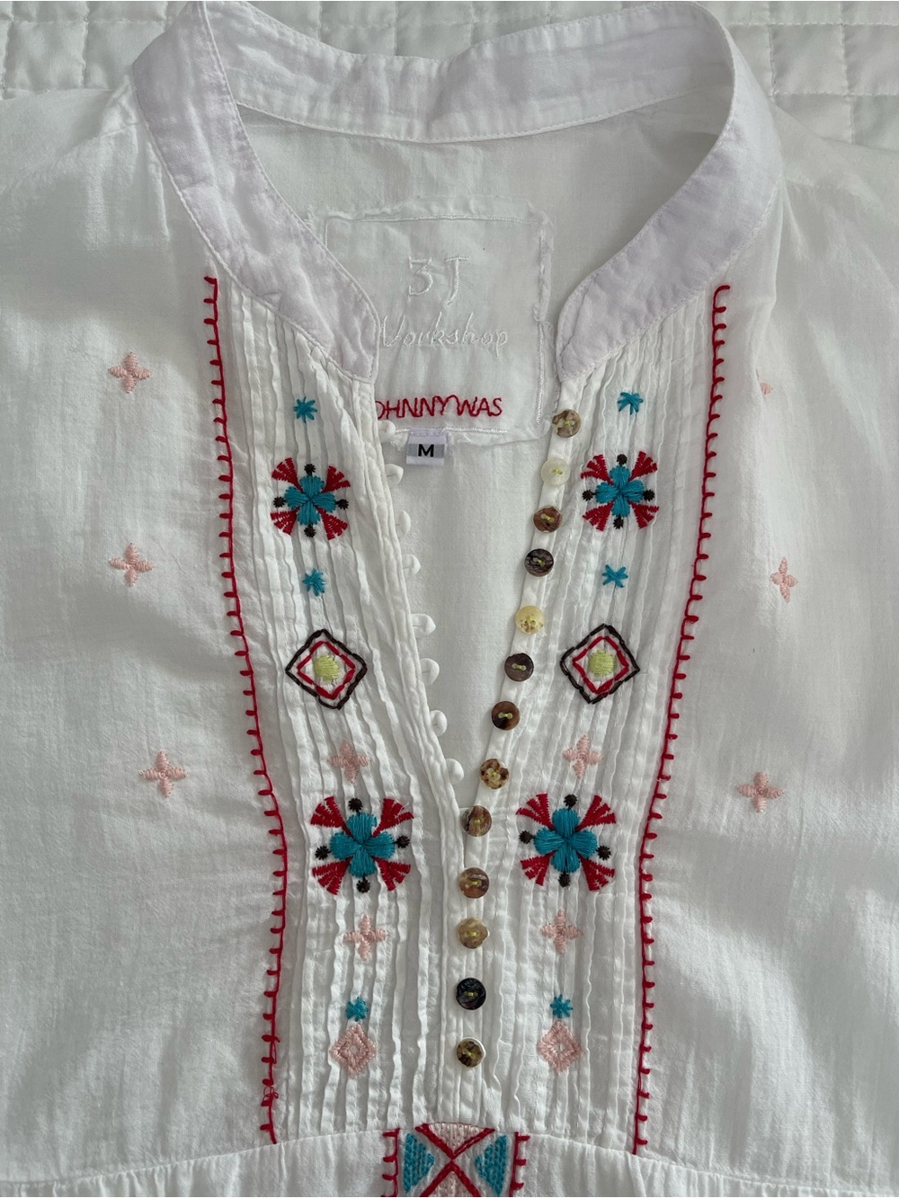 Johnny Was Workshop White Embroidered Boho Tunic Top Floral 3/4 Sleeve Size M - Picture 5 of 9